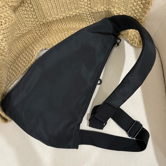 Free People Sprinter Sling Bag - Picture 4 of 5